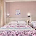 Astoria فندق 3*