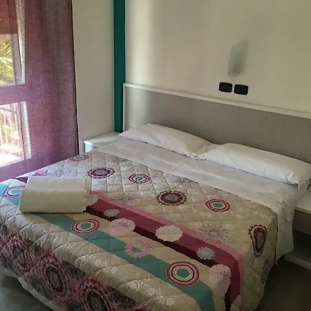 Astoria Hotel 3*
