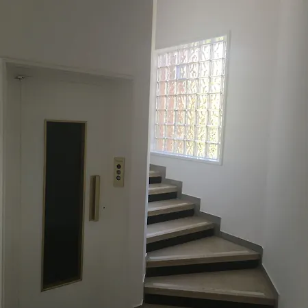 Astoria بورديغيرا